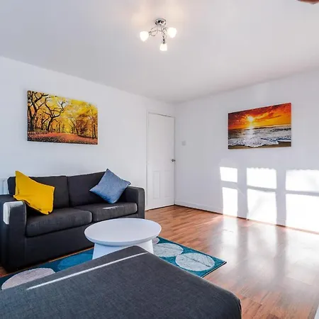 Σπίτι διακοπών North Leeds 3 Bedroom House Λιντς