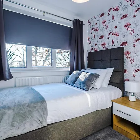 North Leeds 3 Bedroom House Λιντς