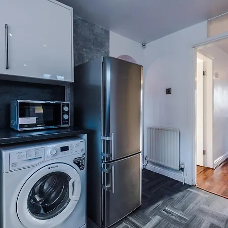 North Leeds 3 Bedroom House *