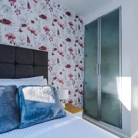 North Leeds 3 Bedroom House Leeds (West Yorkshire)